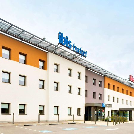 Ibis Budget Montceau Les Mines Екстериор снимка