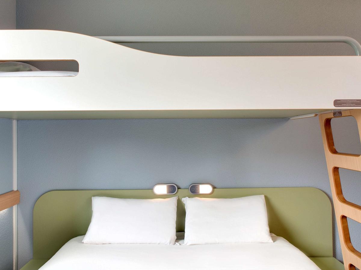 Ibis Budget Montceau Les Mines Екстериор снимка